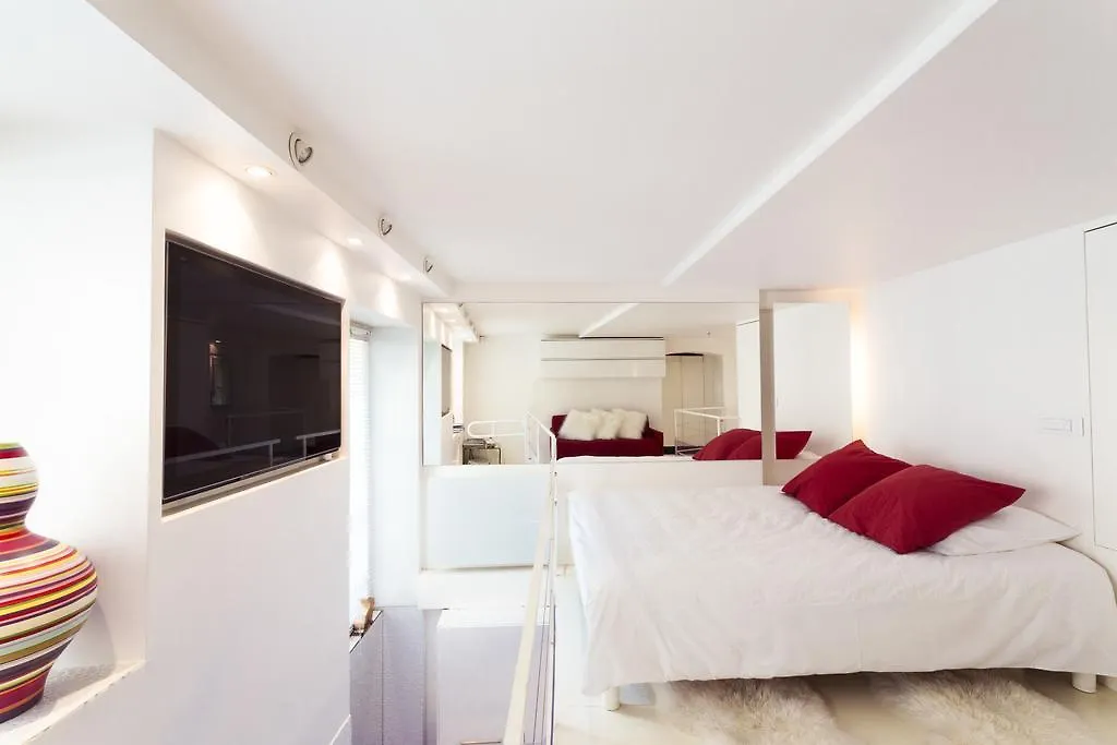 Stylish,Luxury Duplex Paris City Center Apartment